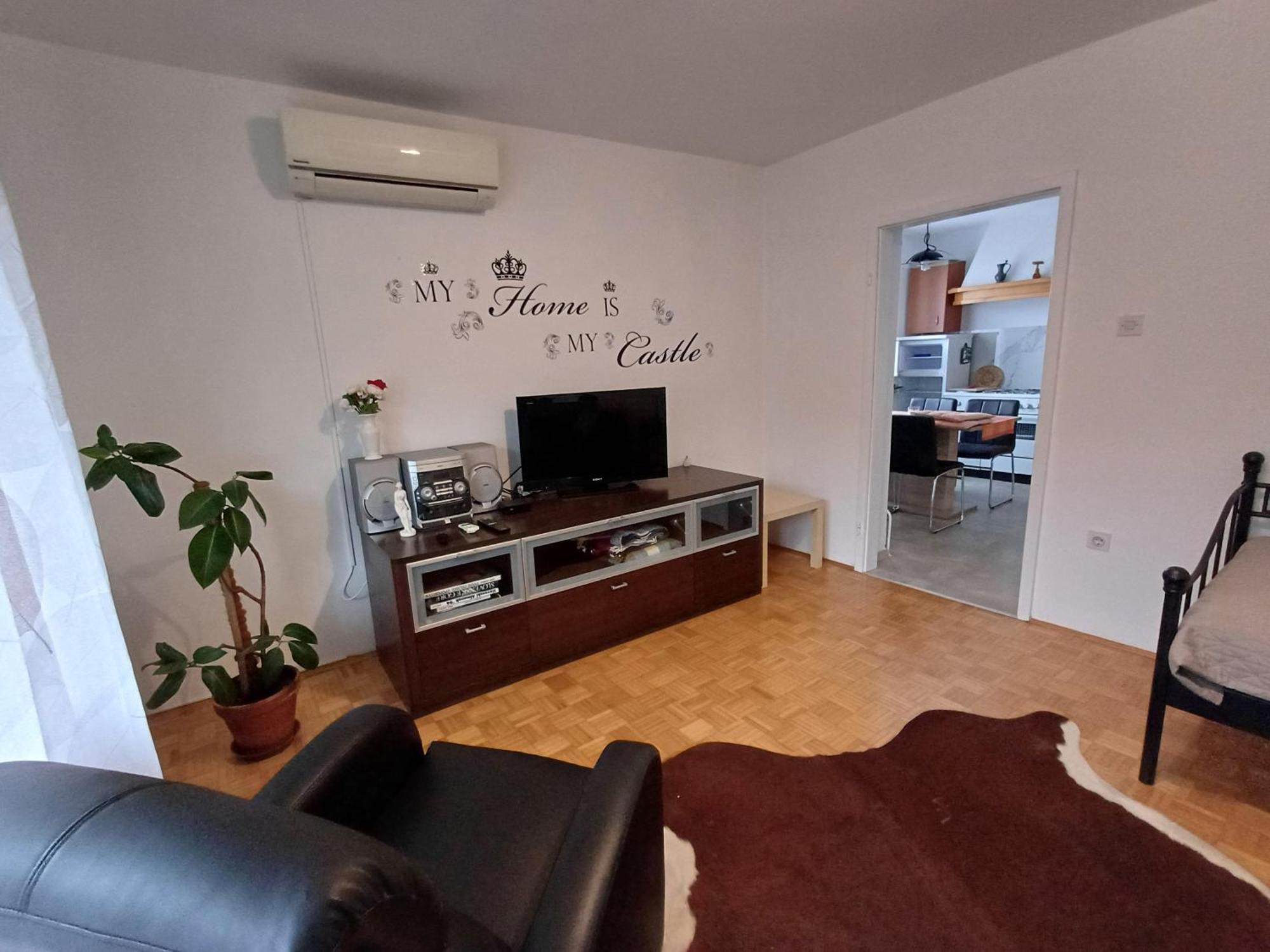 Apartma Doma Толмин Экстерьер фото